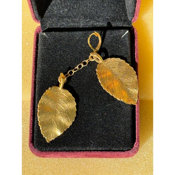Kenneth Jay Lane Gold Leaf Earrings 3” EUC Perfect Saks Pierced Whimsical Witch - Picture 5 of 12